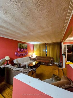 For Lease - 898 Kennedy Road Unit# Main ROOM - 3, Toronto, Ontario - Photo 1