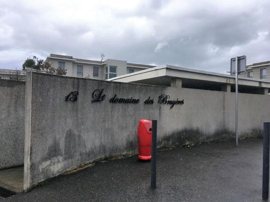 Location Appartement 2 pièces 45m² BOURG LES VALENCE 26500 - Photo 1