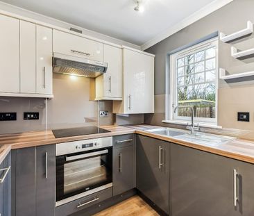 2 bedroom apartment to rent - Photo 2