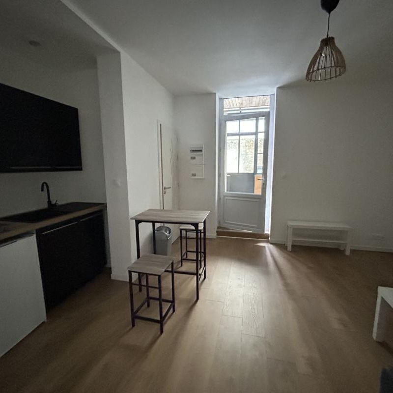 Location Appartement 1 pièce Meublé 31m² LE CREUSOT 71200 - Photo 1