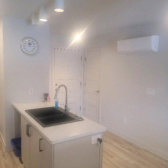 3 1/2 ***Libre Immédiatement*** - Photo 1