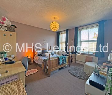 3 Bedroom Mid Terraced House for rent in Cross Chapel Street - Photo 6