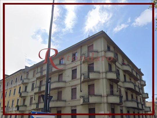 Affitto Residenziale - Milano De Angeli, Vercelli, Washington - Via Sardegna, 0 - Photo 1