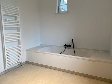 NIEUWBOUW prachtig afgewerkte 3-gevelwoning met grote tuin, ideaal gelegen in een rustige buurt en op 25min van centrum Leuven. - Foto 4