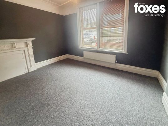 2 bed flat to rent in The Crescent, Bournemouth, Dorset, BH1 4EX - Photo 1