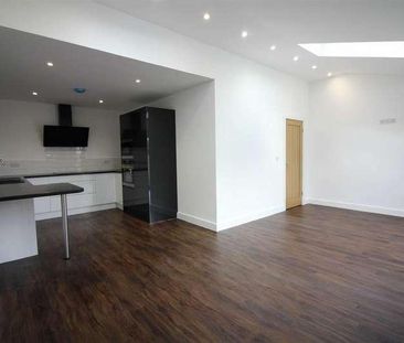 Chestnut Avenue, Tottington, BL8 - Photo 6