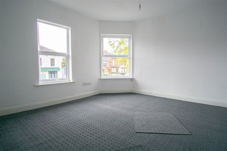 3 Bedroom Flat to LET on Garstang Road - Photo 5