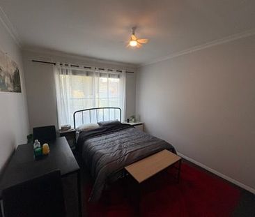 Charming Home in the Heart of Mooroopna - Photo 4