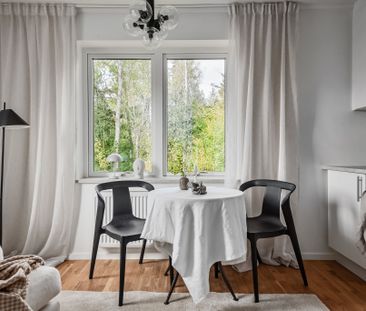 Solhagavägen, Knivsta - Photo 1