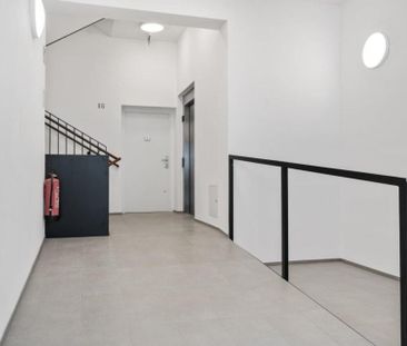 Einziehen & Wohlfühlen – vollmöblierte Neubauwohnung mit Top-Aussta... - Photo 2