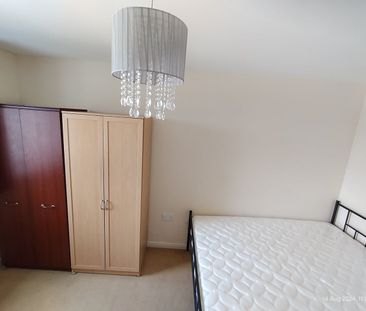 Room in a Shared Flat, Ilford, IG1 - Photo 4