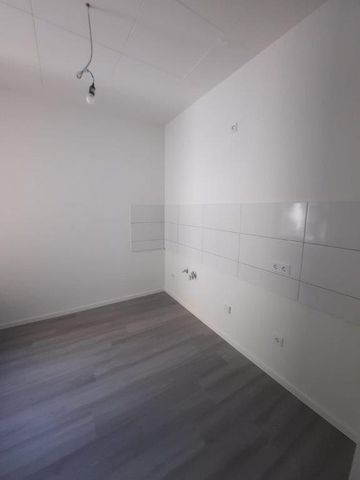 **Frisch saniert** 3-Zimmer Wohnung im 1.Obergeschoss - Photo 2