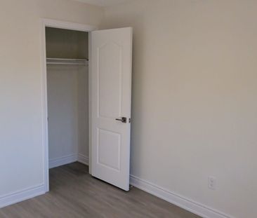 For Lease - 4 Malabar Crescent, Brampton, Ontario - Photo 6