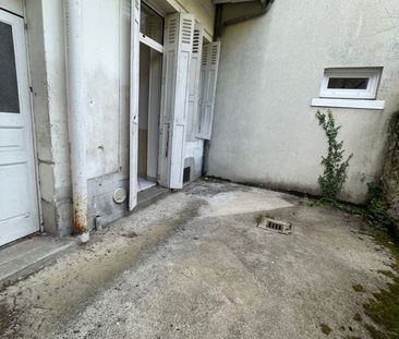 Location Appartement 2 pièces 53m² LIMOGES 87100 - Photo 2