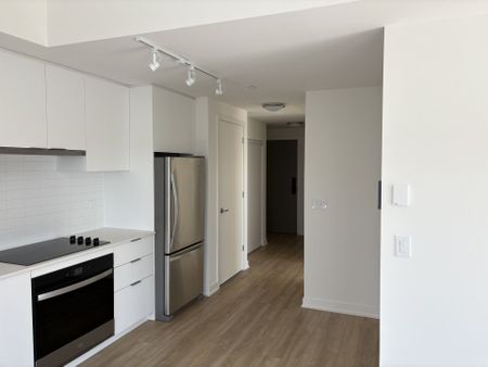 For Lease - 3079 Trafalgar Road Unit# 703, Oakville, Ontario - Photo 3