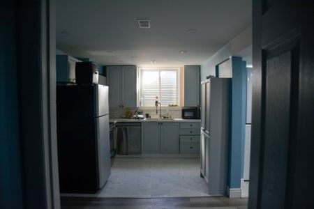 For Lease - 128 Hansen Road, Brampton, Ontario - Photo 5