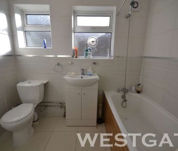 4 Bed - Pitcroft Avenue, University Area - Photo 2