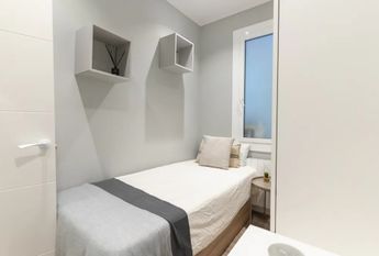 Carrer de Prats de Molló, Barcelona, Catalonia 08021