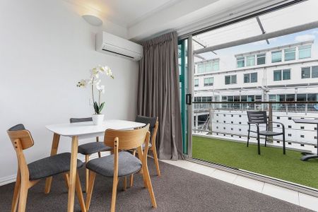 Auckland's CBD Premier Waterfront Location - Photo 3