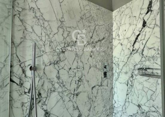 via crociale, Pietrasanta, Tuscany 55045