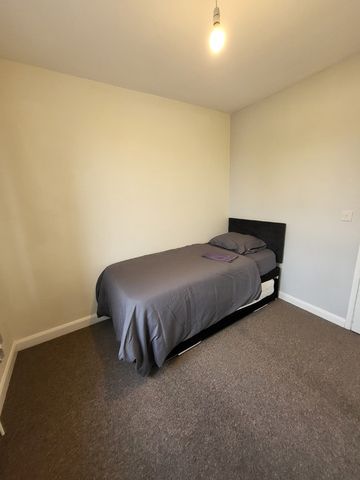 5 bed terraced house to rent in Beecheno Road, Norwich, NR5 - Photo 3