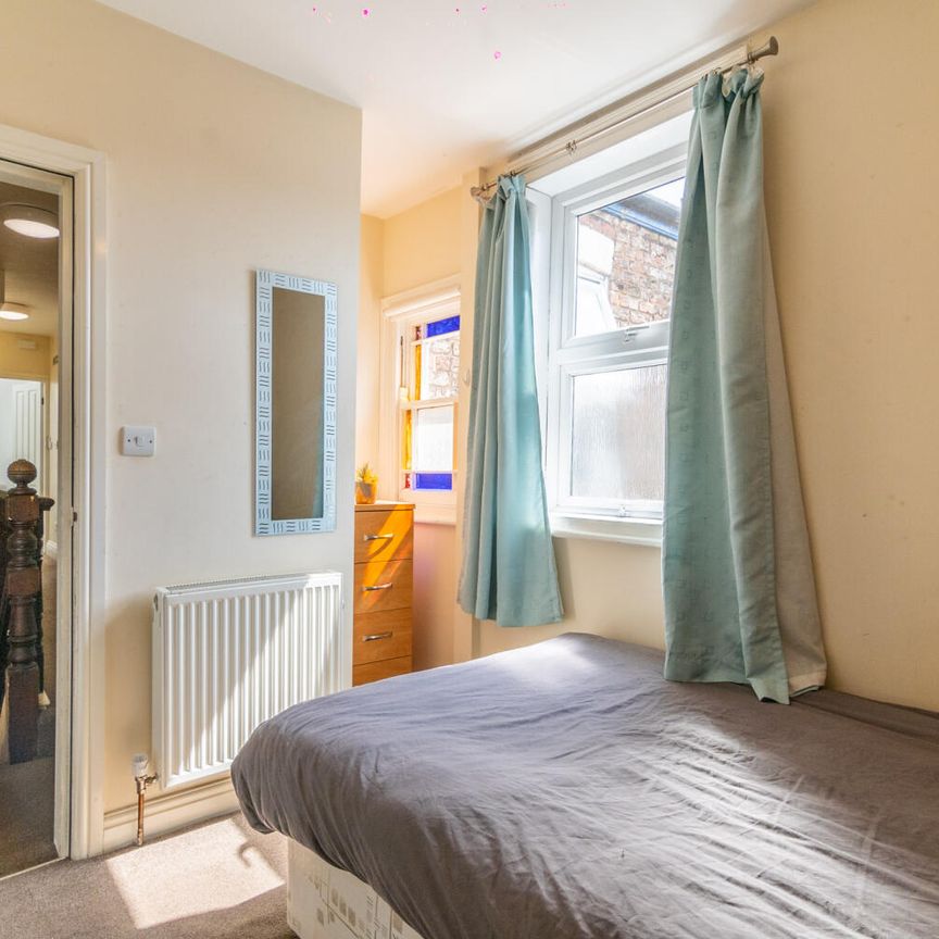 20 Willis Street - Photo 1