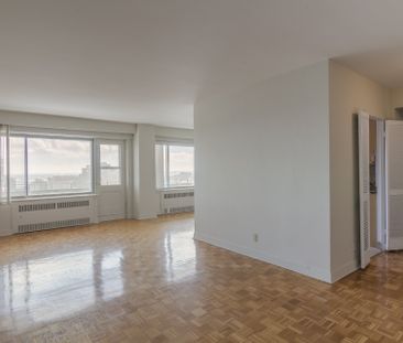 Condo for rent, Montréal (Ville-Marie) - Photo 4