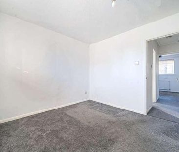 Southby, Bampton, OX18 - Photo 1