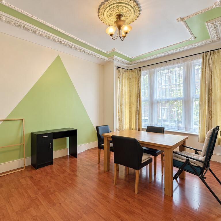 1 bedroom ground floor flat to rent - Photo 1