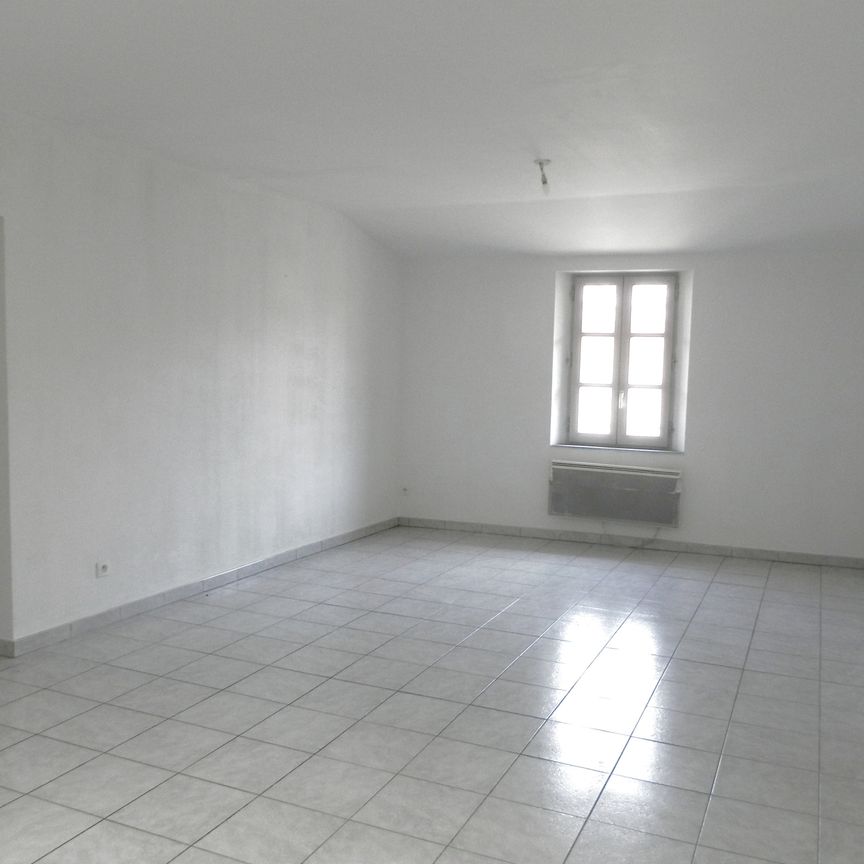 Location Appartement 3 pièces 64m² ARLES 13200 - Photo 1