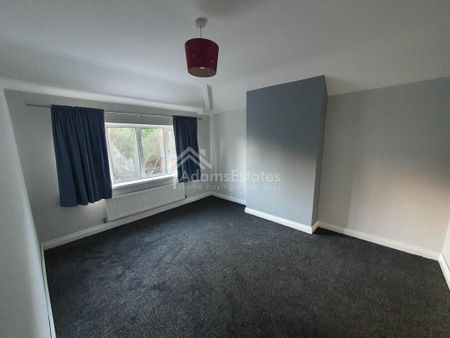 3 bedroom detached house to rent - Photo 2