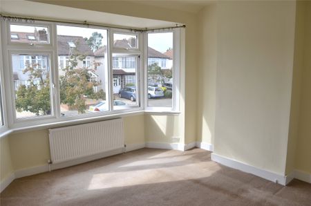 Marlow Drive, Cheam, Sutton, SM3 - Photo 5