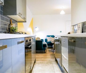 6 bedroom house to rent - Photo 2