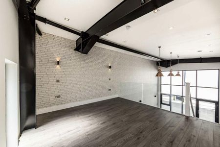 Studio to rent - Photo 3