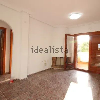 Alquiler de chalet adosado en Calle Lisboa - Photo 1