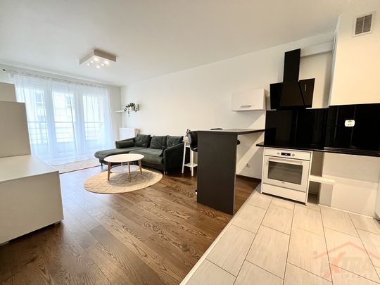 Wynajem | 2-pokojowe mieszkanie 50 m² | Winda (439929) - Photo 1