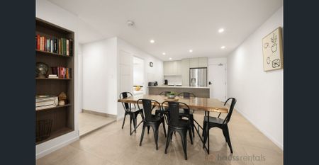 Modern & Spacious 2-Bedroom Unit in the Heart of Oxley - Photo 2