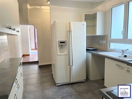 Location Appartement 2 pièces 58m² - Photo 1