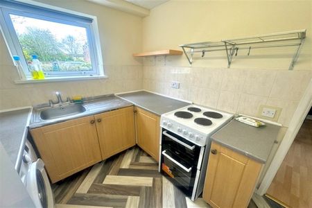 Byron Road, Boyatt Wood, SO50 - Photo 2