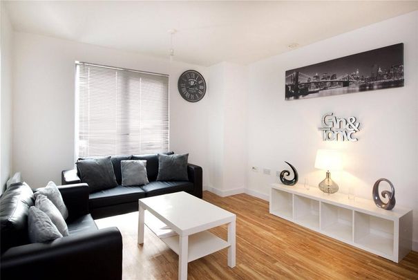 2 bedroom flat to rent - Photo 1