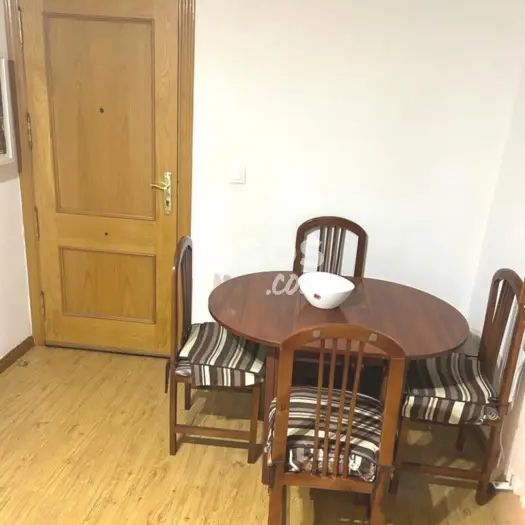 Piso en alquiler en Casco Antiguo - Photo 1