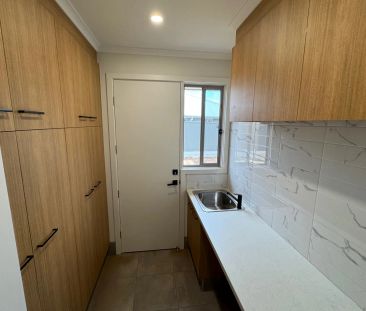 Brand-New Family Home in Riverlea Park - Photo 4