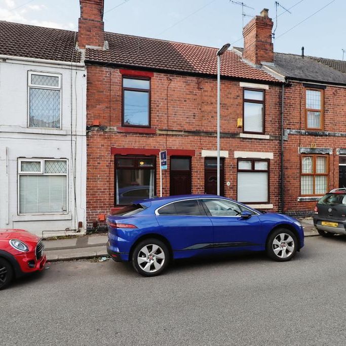 2 bedroom terraced house to rent - Photo 1
