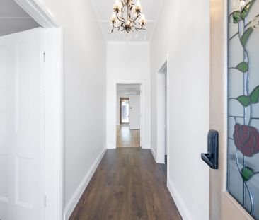 Close to Everywhere @ $850 Per Week - Photo 5