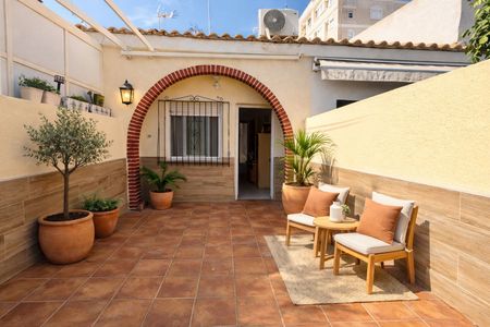 Alquiler de chalet adosado en Calle Marcelina, 40 - Photo 5