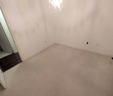 For Lease - 5567 Oscar Peterson Boulevard, Mississauga, Ontario - Photo 6