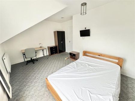 4 bedroom house share to rent - Photo 4