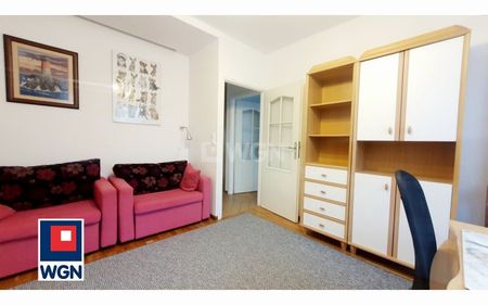 Mieszkanie na wynajem GDYNIA - NA WYNAJEM - GDYNIA KARWINY ul. Tuwima 3 pokoje 63 m2 - Фото 2