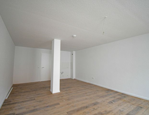 6571- Erstbezug nach Sanierung! Appartement direkt am Oldenburger Hauptbahnhof mit Dachterrasse! - Photo 1