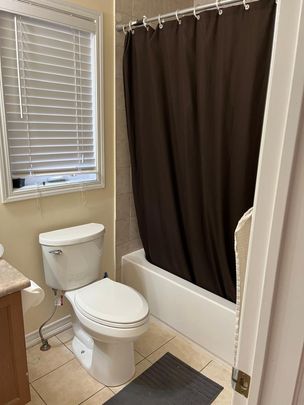 For Lease - 4208 Prudham Avenue, Burlington, Ontario - Photo 1